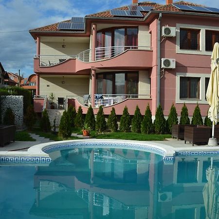 Poseidon Apartment Ниш Экстерьер фото
