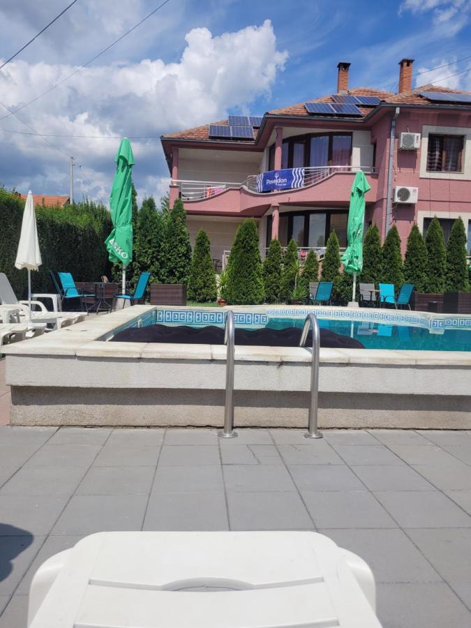 Poseidon Apartment Ниш Экстерьер фото