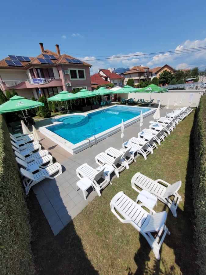 Poseidon Apartment Ниш Экстерьер фото