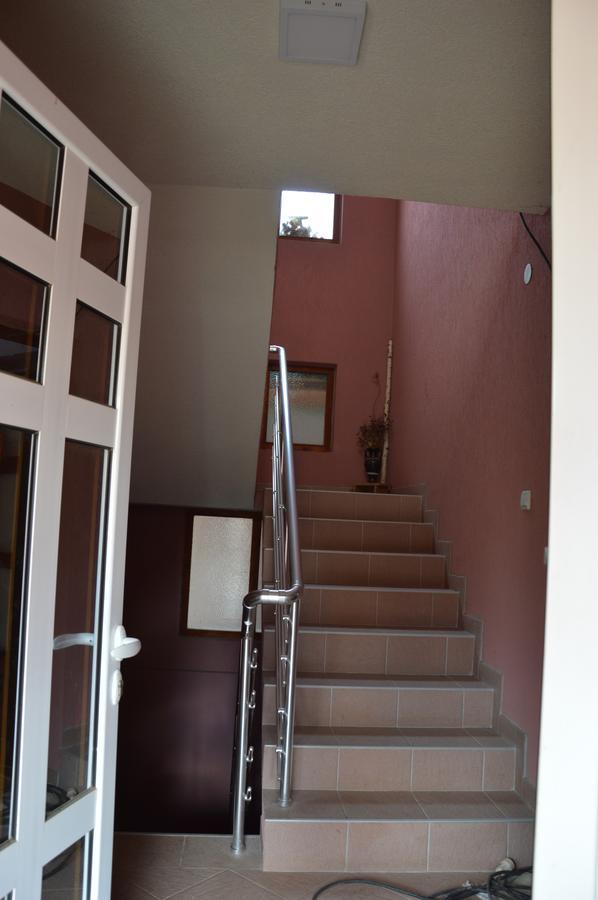Poseidon Apartment Ниш Экстерьер фото
