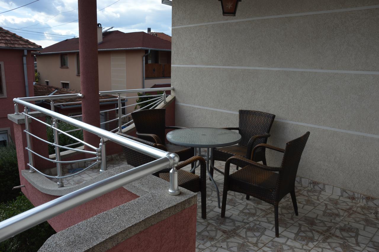Poseidon Apartment Ниш Экстерьер фото