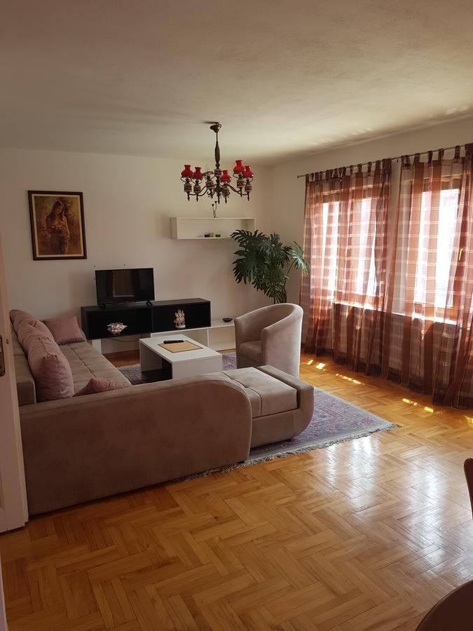 Poseidon Apartment Ниш Экстерьер фото